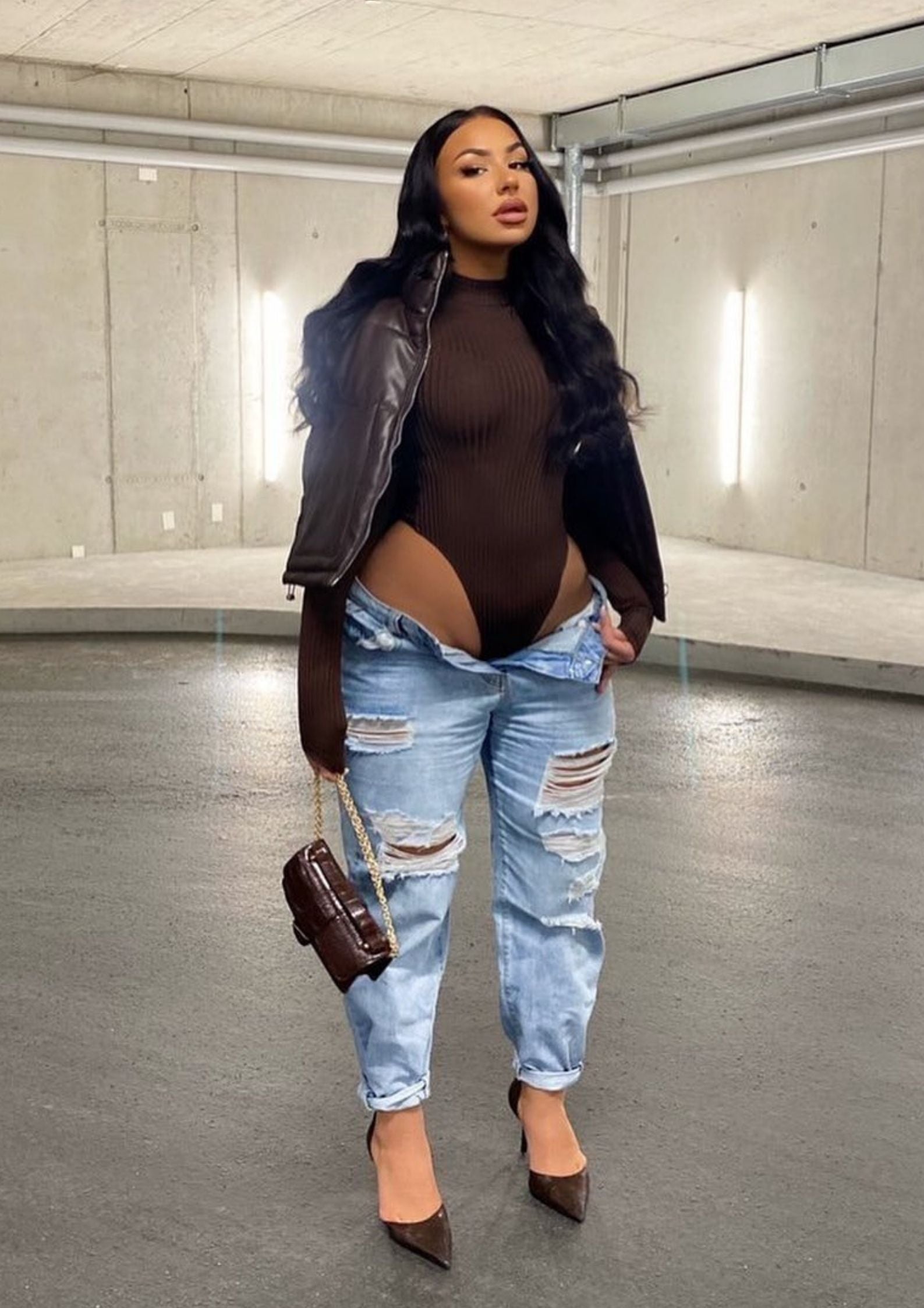 Ripped Boyfriend Jeans - Jeans & Leggings